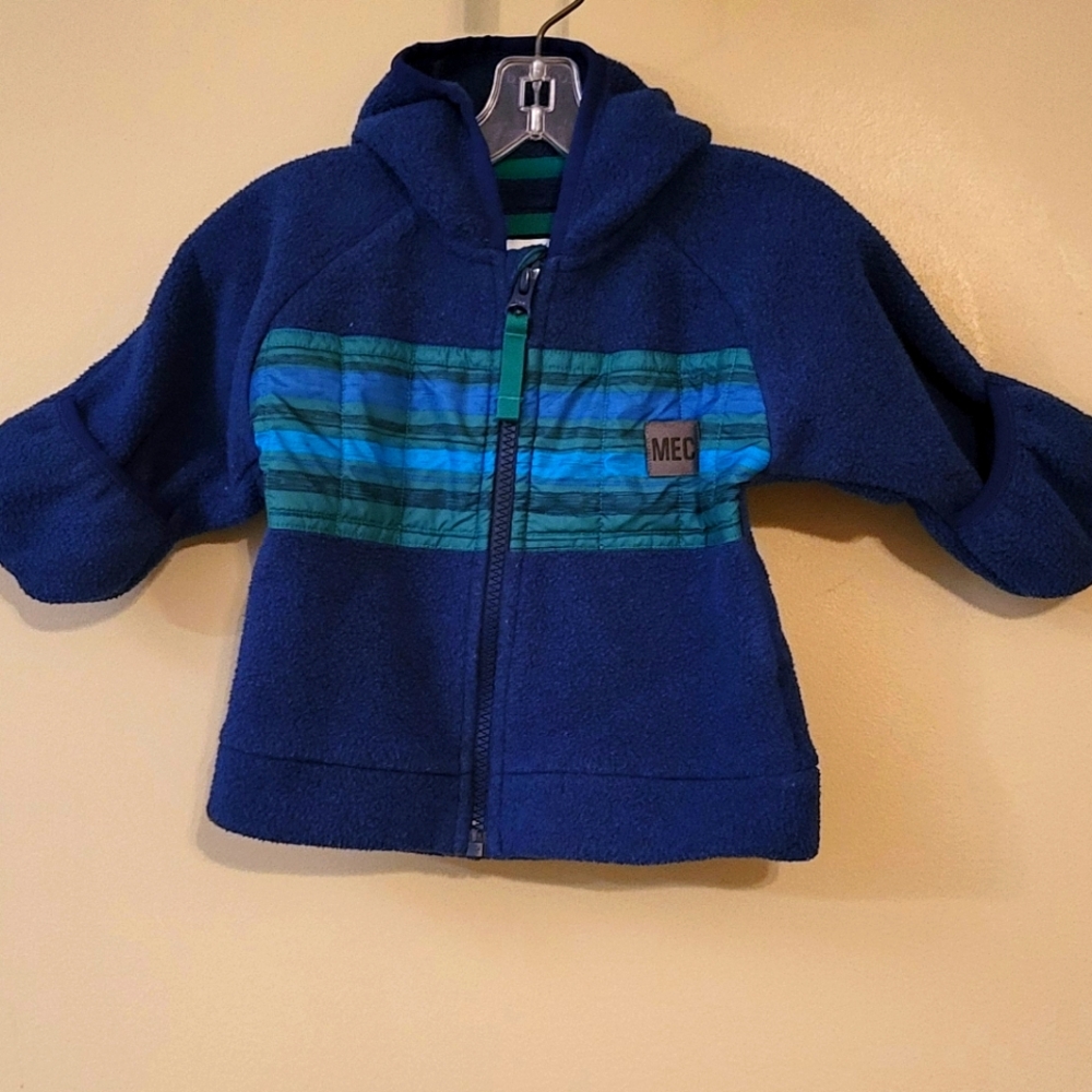 MEC zip up fleece hoodie